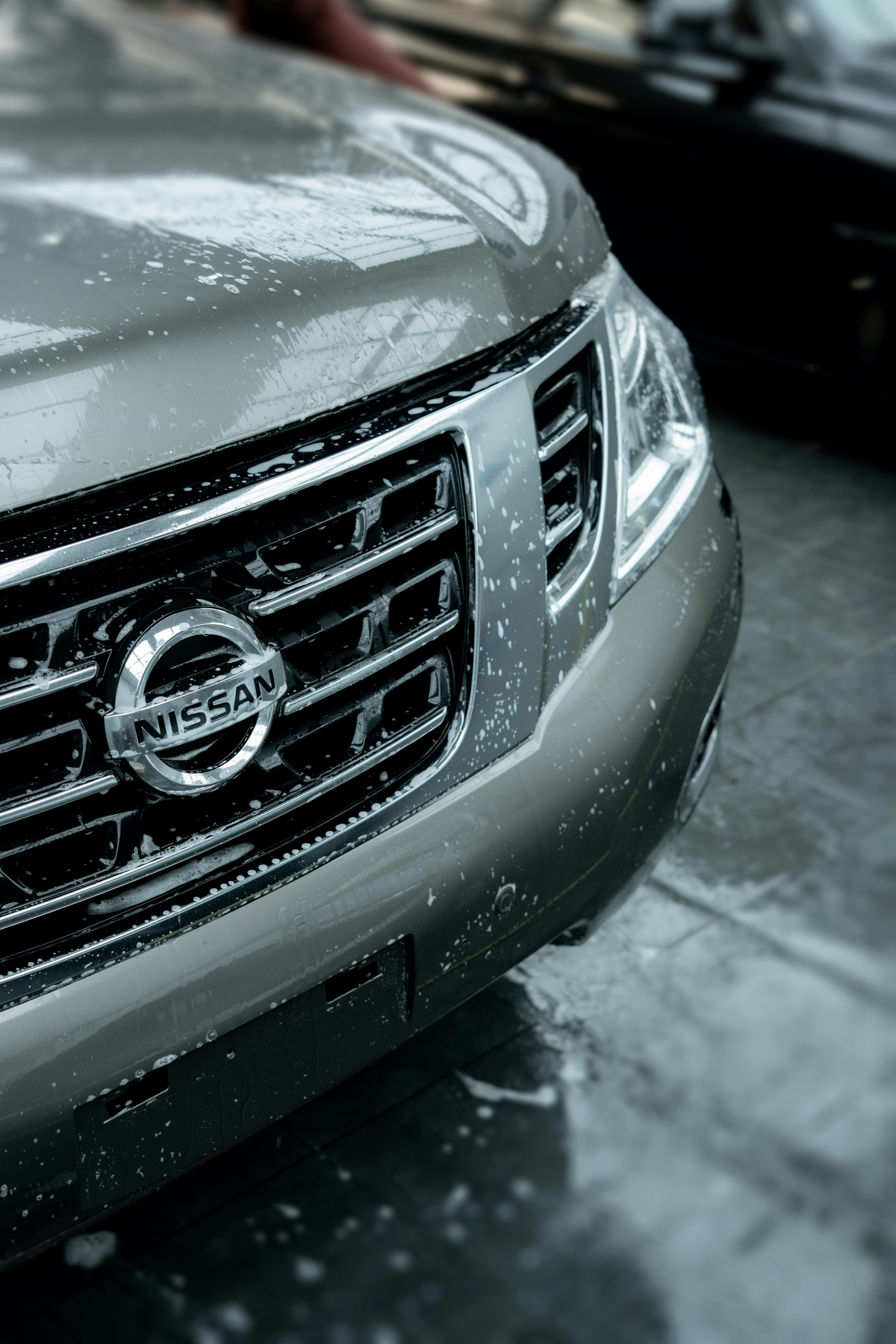 NISSAN I