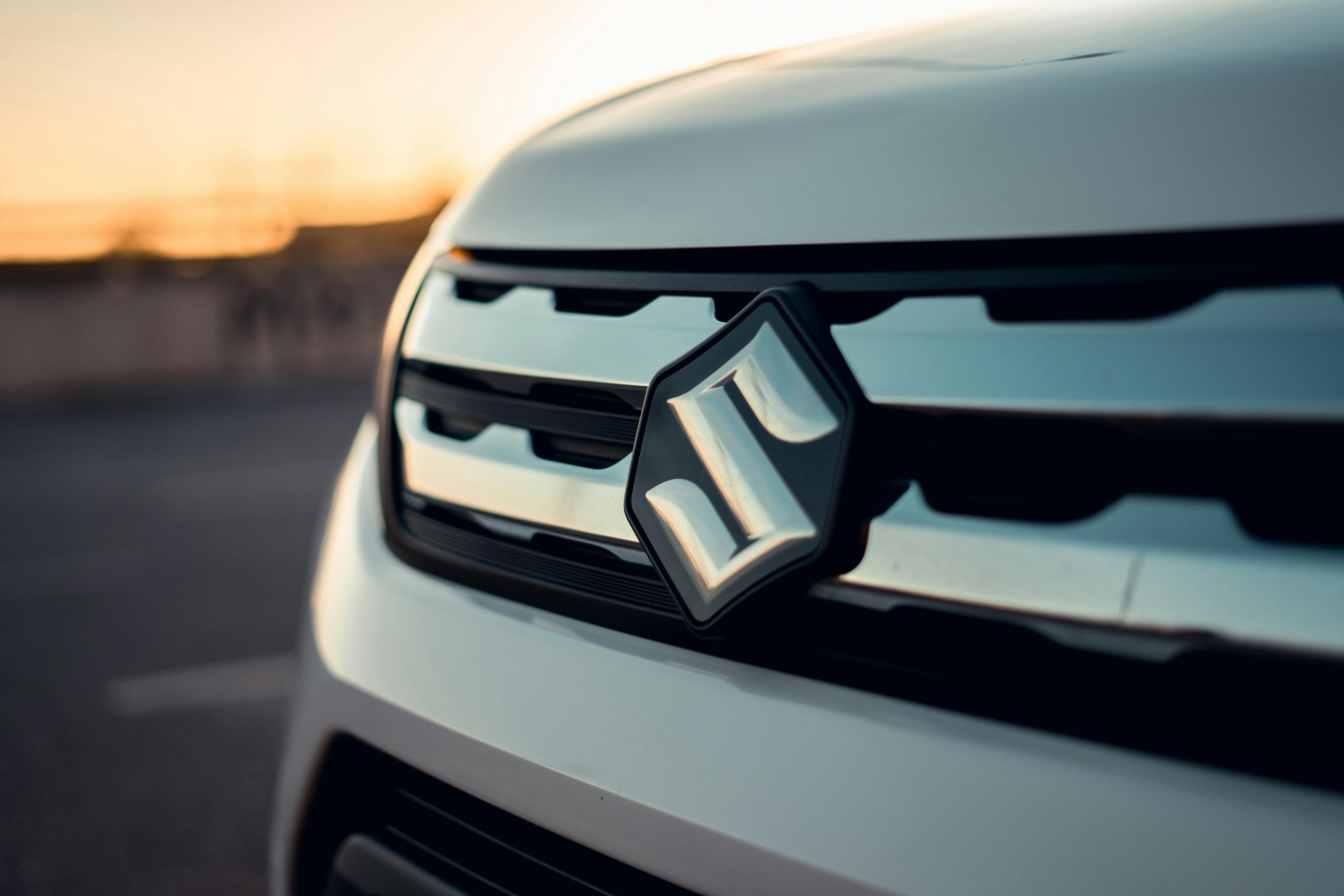 SUZUKI